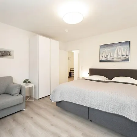 Viermaster Stoertebeker דירה *